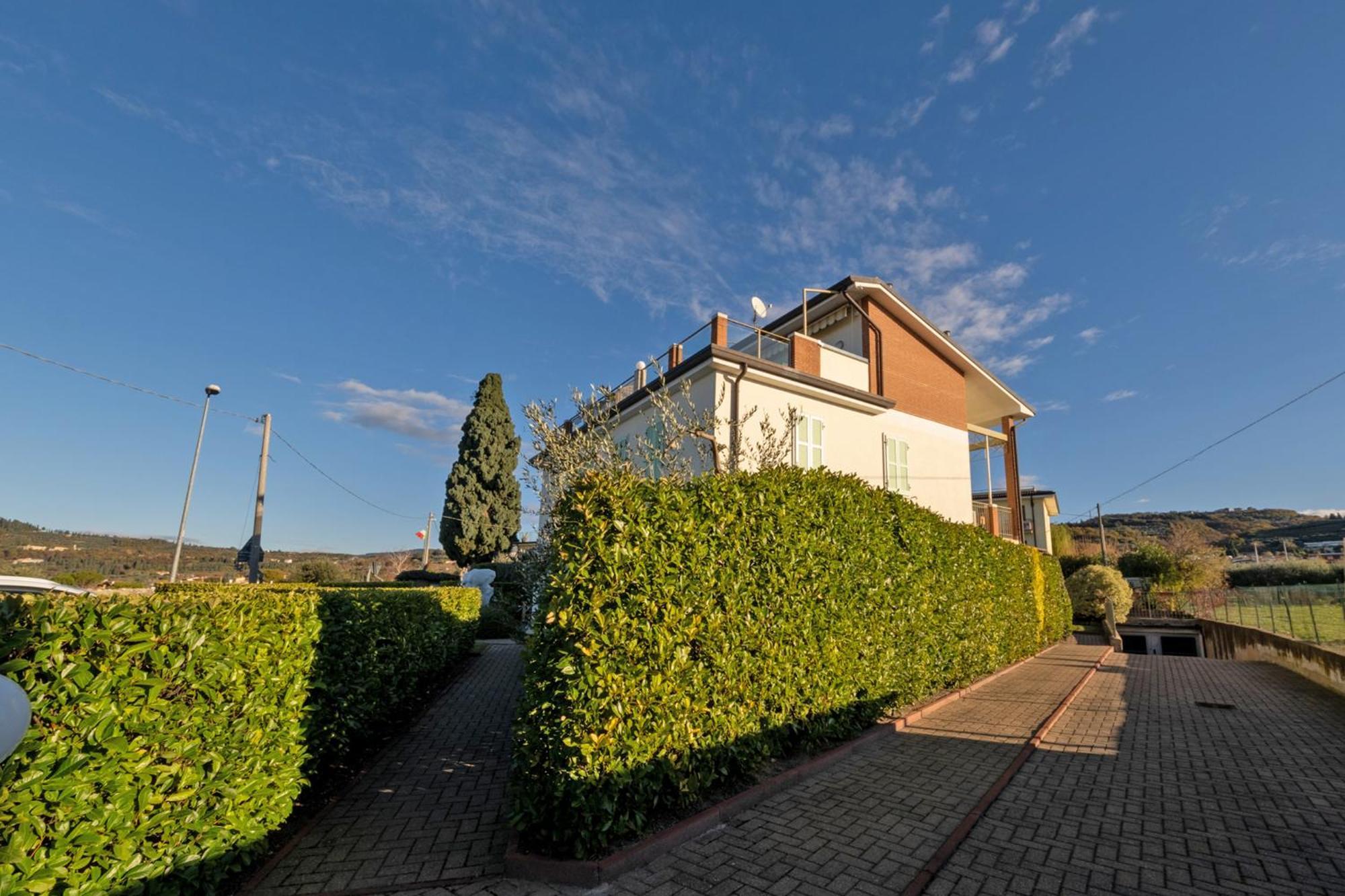 Apartmentsgarda - Rosa Chiare Bardolino Eksteriør bilde