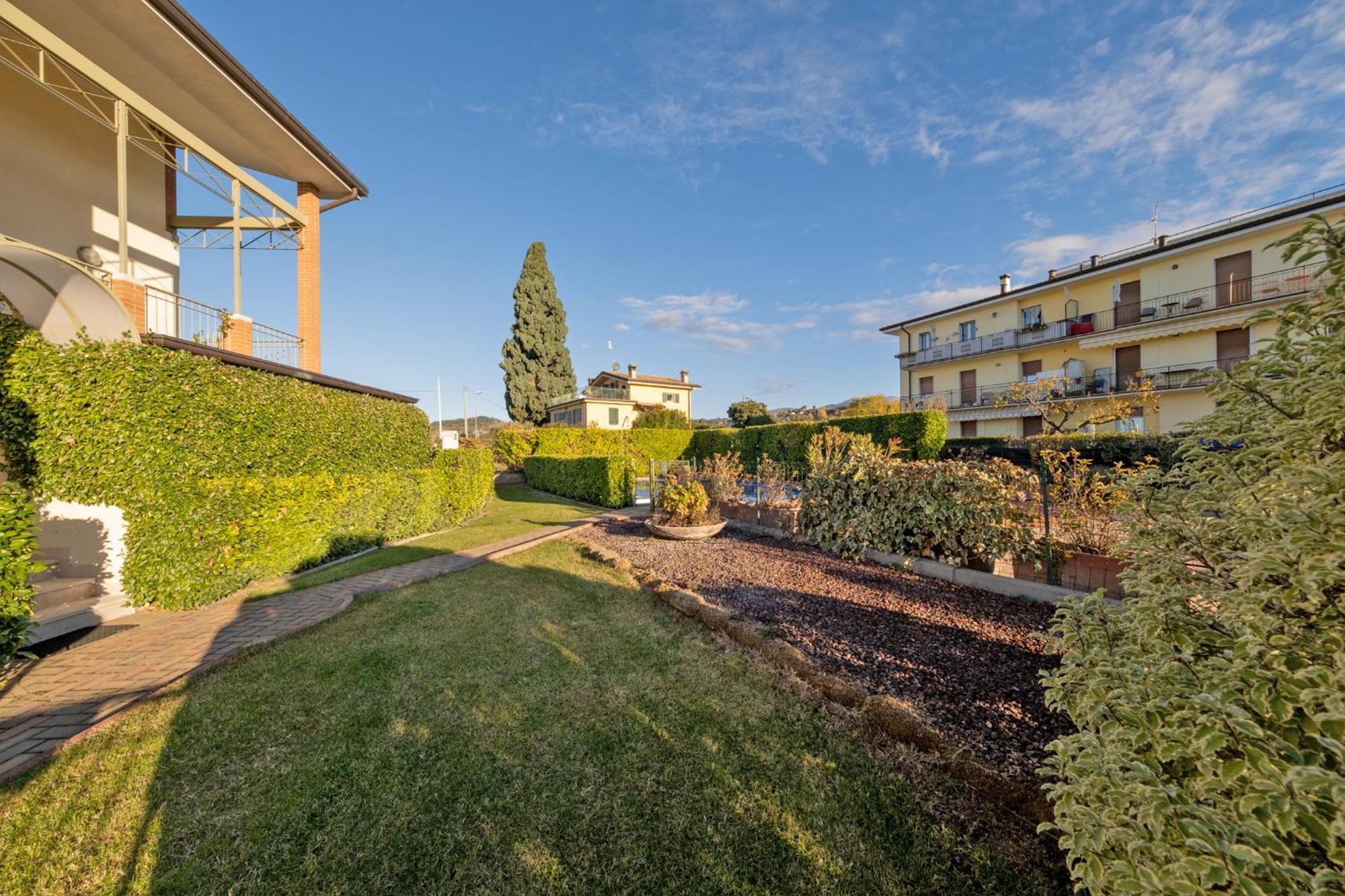 Apartmentsgarda - Rosa Chiare Bardolino Eksteriør bilde